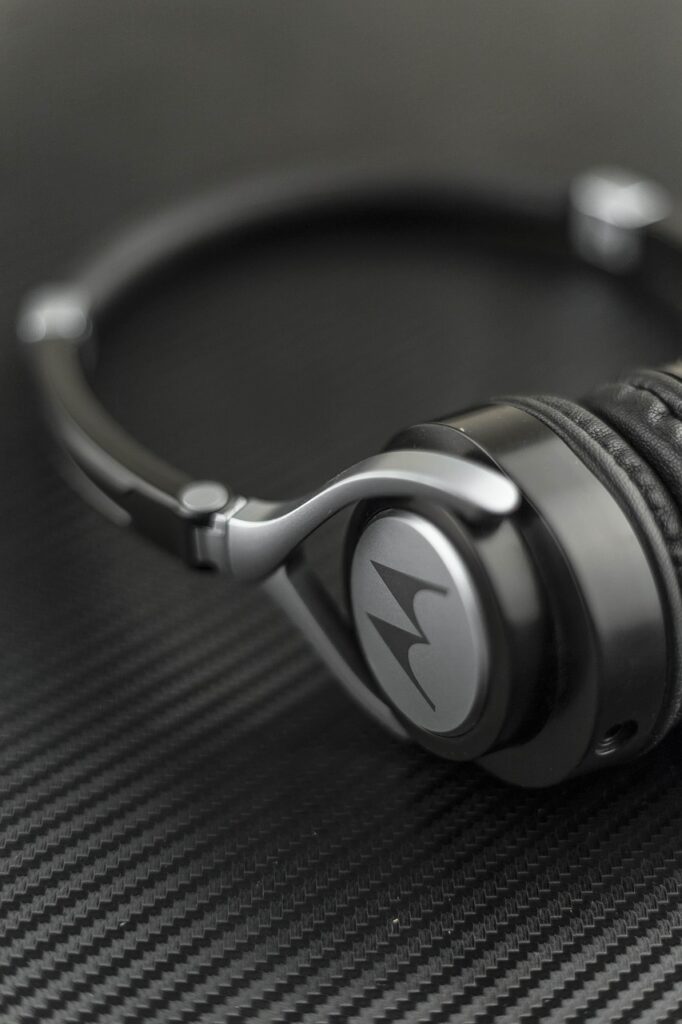 best headphones under $100